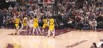 💥奇迹再现！步行者40秒逆转7分淘汰雄鹿 47秒逆转7分2-0骑士